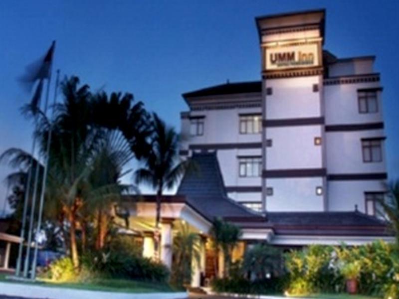 Umm Inn Hotel Malang Exterior photo
